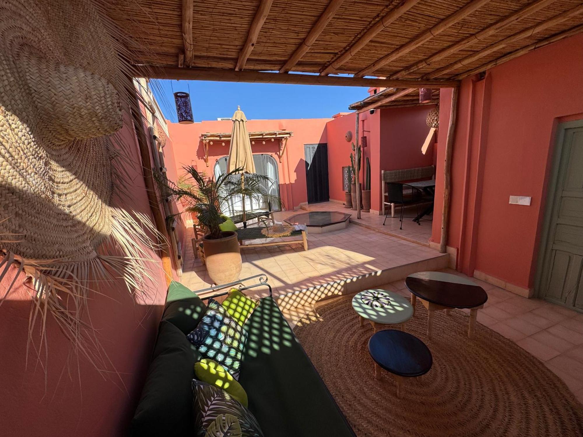 Dar Dabakech, Proche Jemma El Fna, Souk, Centre Medina, Riad, Logement Entier De 2 A 6 Personnes Marrakesh Exterior foto