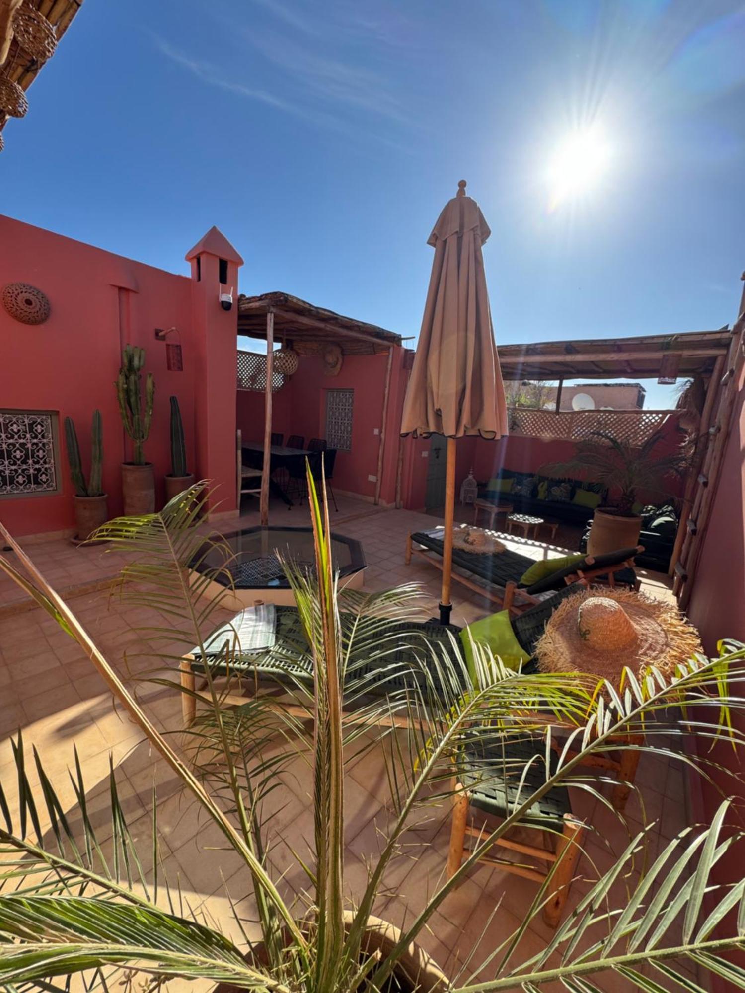Dar Dabakech, Proche Jemma El Fna, Souk, Centre Medina, Riad, Logement Entier De 2 A 6 Personnes Marrakesh Exterior foto